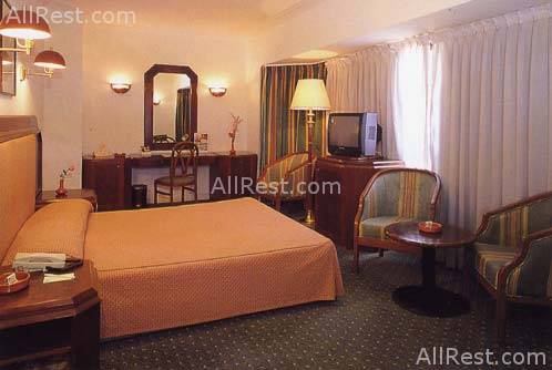Pyramisa Suites Hotel & Casino 13